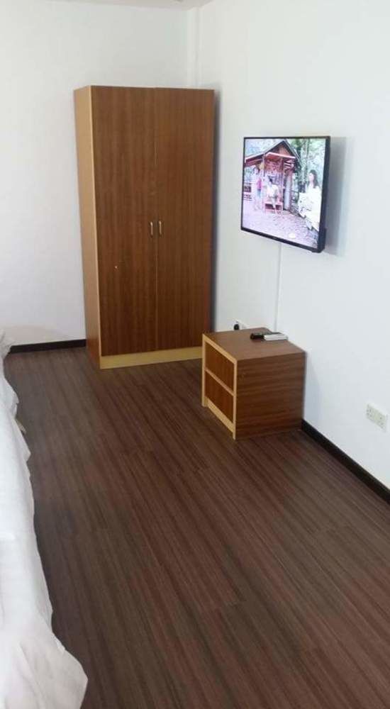 The Garden Inn Мири Экстерьер фото